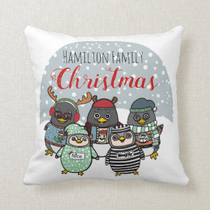 Coussin Pingouins amusants  Famille d'hiver personnalisée