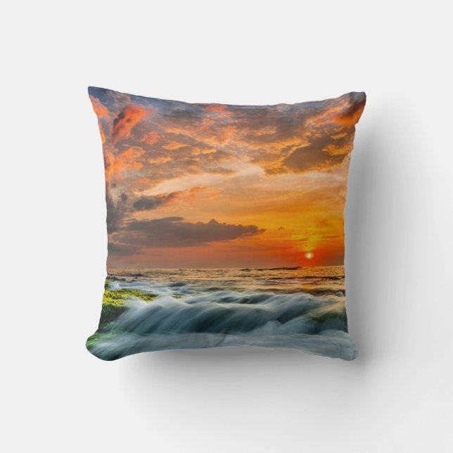 Coussin Plage de Manyar au lever de soleil (Recto)