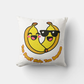 Coussin Playful Couple Cartoon – Unique Gifts & Apparel