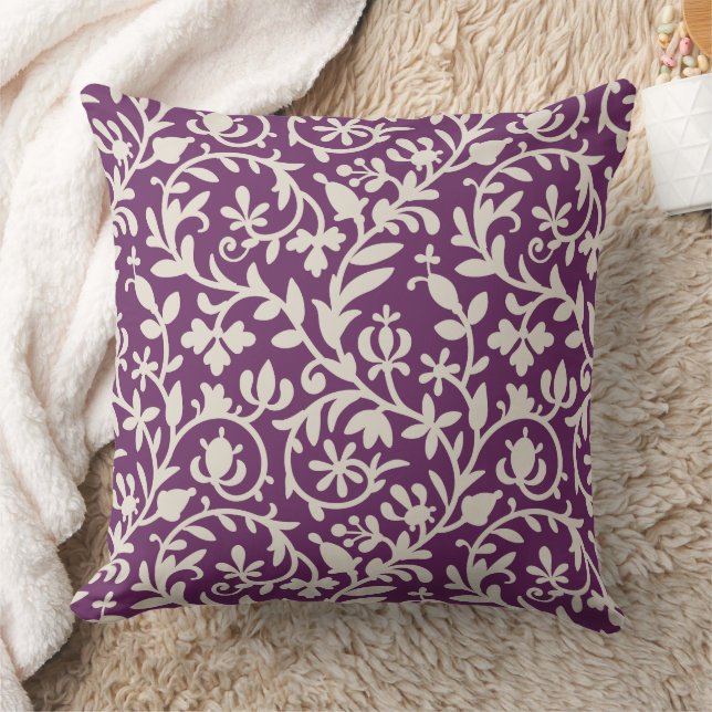 Coussin Plum Purple Vins Floraux Patten (Couverture)