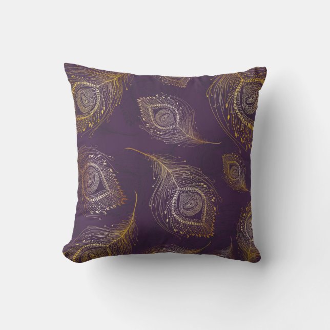 Coussin Plumes de paon or, arrière - plan violet. (Recto)