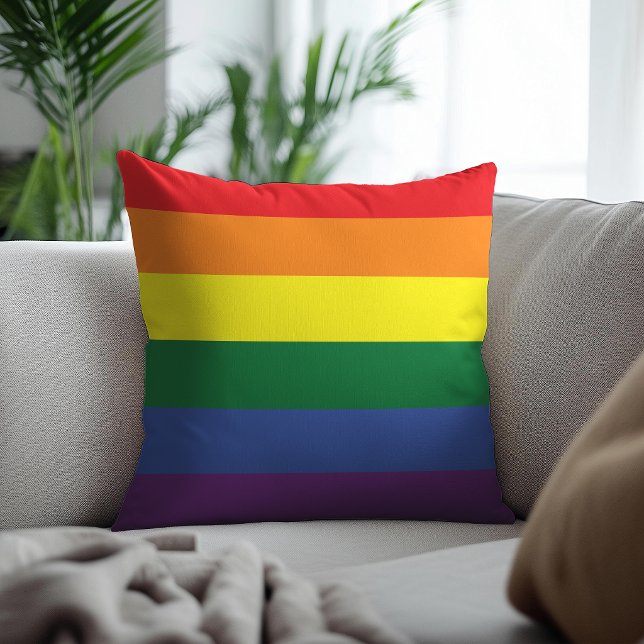 Coussin Plus de fierté moins de préjugés Mois de la fierté (Créateur téléchargé)