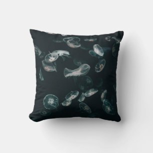 COUSSIN POISSON BLANC ET NOIR SUR L'EAU
