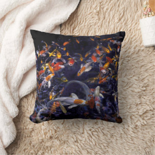 COUSSIN POISSON KOI EN FLEURS