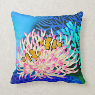 Coussin Poissons de clown de récif coralien dans le