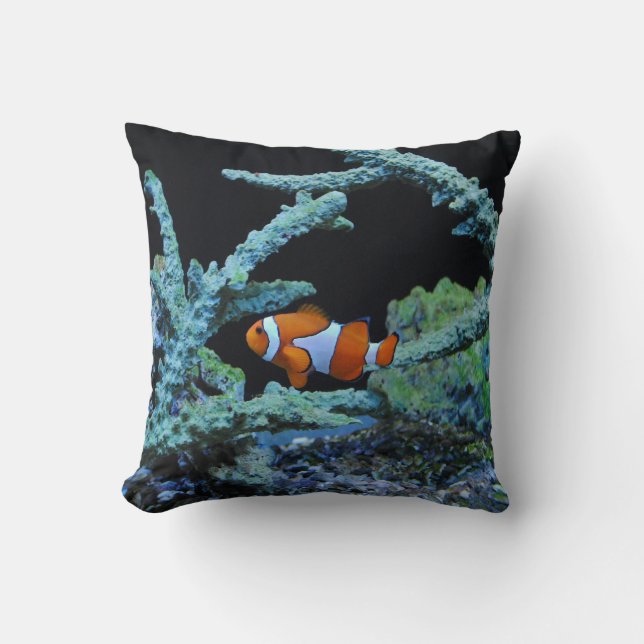Coussin Poissons mignons de clown dans le corail (Recto)