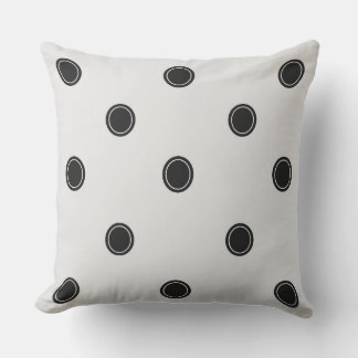 Coussin Polka noir et blanc classique