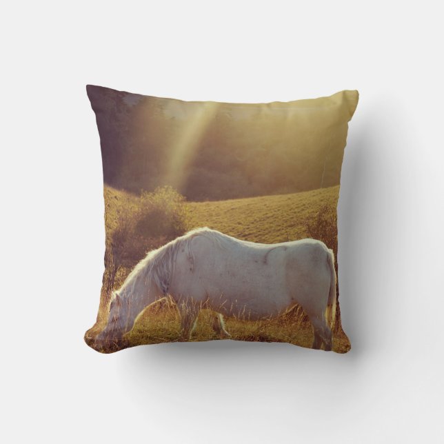 Coussin Poney en pâture (Recto)