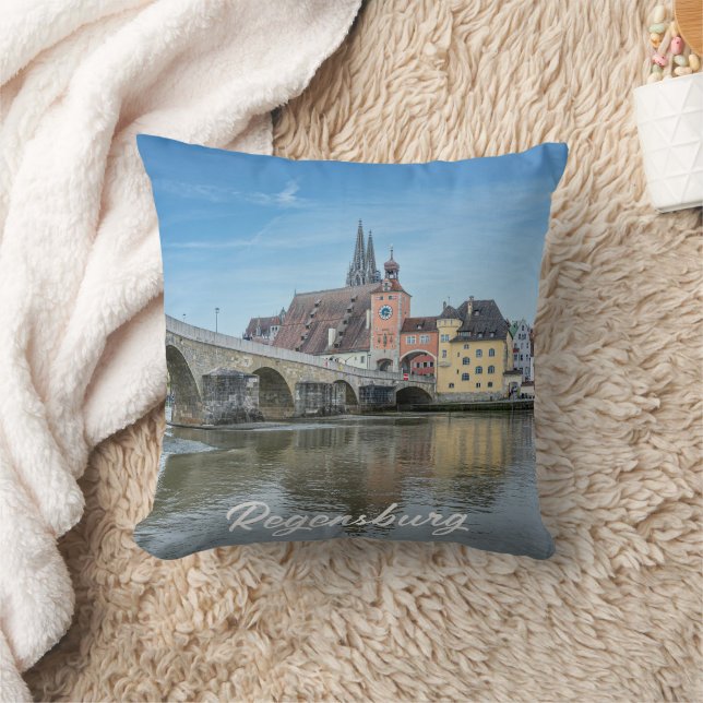 Coussin Pont de pierre à Ratisbonne, Allemagne (Couverture)