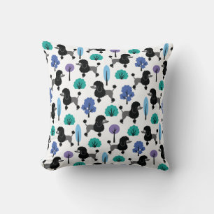 Coussin Poodle dans le parc