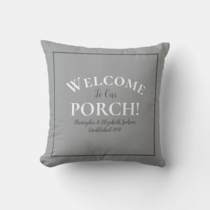 Coussin Porche de Bienvenue personnalisé gris noir Calligr