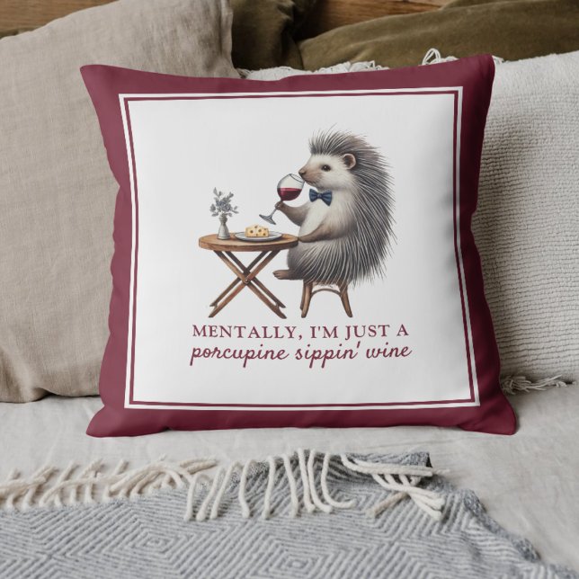 Coussin Porcupine Sippin' Vin Drôle Décor Bourgogne (Quirky Cute Porcupine Sippin' Wine Pillow - Fun Decor Gift for Wine Lovers and Cozy Home Accents)