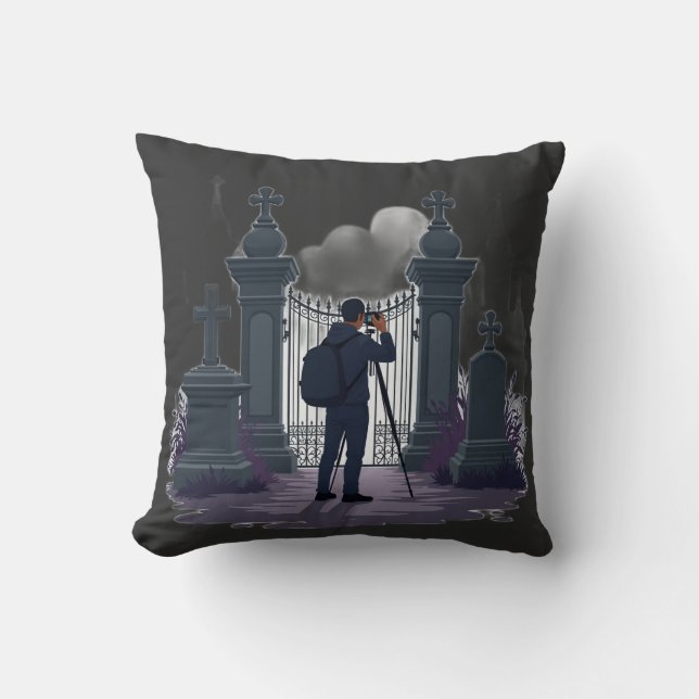 Coussin Porte de cimetière gothique en silhouette (Recto)