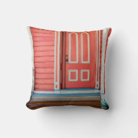 Porte et porche en bois peint rouge traditionnel,