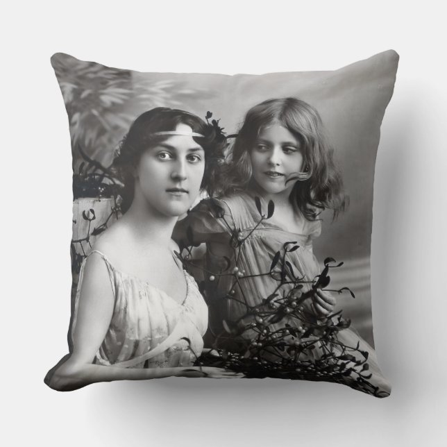 Coussin Portrait intemporel de mère et fille  (Recto)
