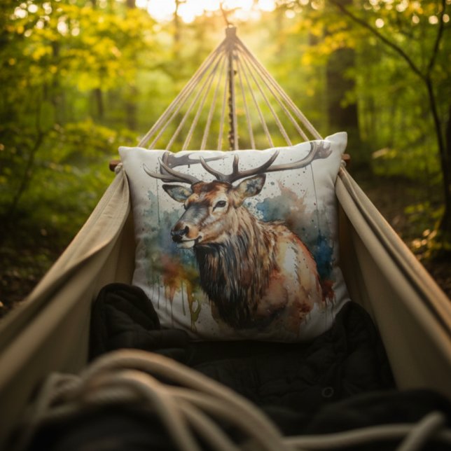 Coussin Portrait majestueux de l'élan à l'aquarelle (Créateur téléchargé)