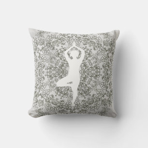 Coussin Pose de Namaste   Motif Mandala