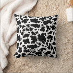 Coussin Poster de animal de texture moderne de la peau de<br><div class="desc">Couleur de peau de vache noire et blanche classique et tendance texture design décoration et cadeaux maison. Poster de animal taches de vache</div>