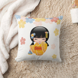 Coussin Poupée Kokeshi d'été - Fille Geisha en Kimono Jaun