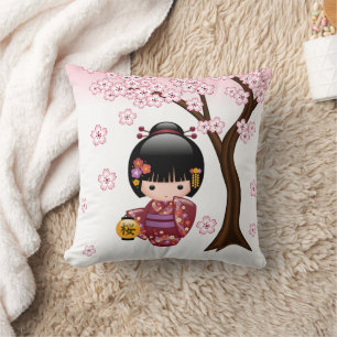 Coussin Poupée Kokeshi Sakura - Jolie Fille Geisha Japonai