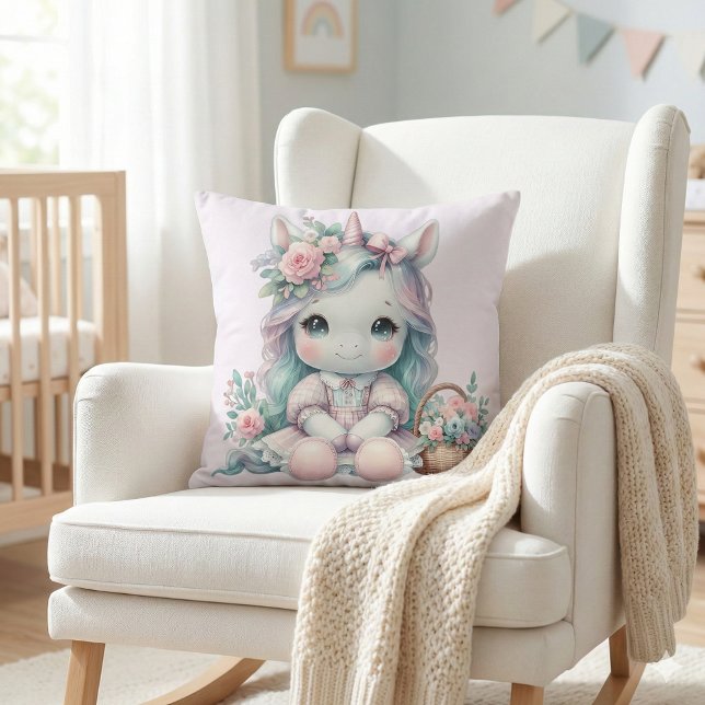 Coussin Poupée Licorne Pastel Kawaii avec Panier de Fleurs (Pastel Kawaii Unicorn Doll with Flower Basket Throw Pillow Mockup B)