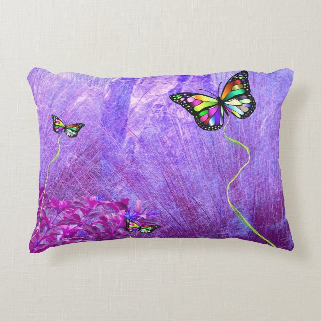 Coussin pourpre avec papillons colorés (Devant)