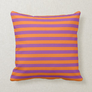 Coussin pourpre et orange de rayures