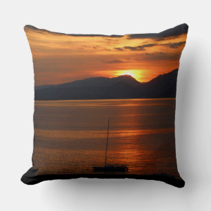 Coussin Poussière paysagère italienne sur le lac de Garde