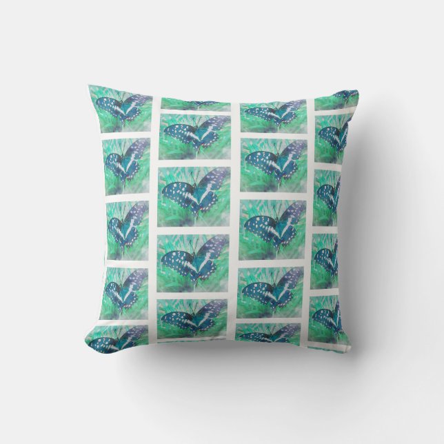 Coussin Poussin Motif à papillon vert pâle (Recto)