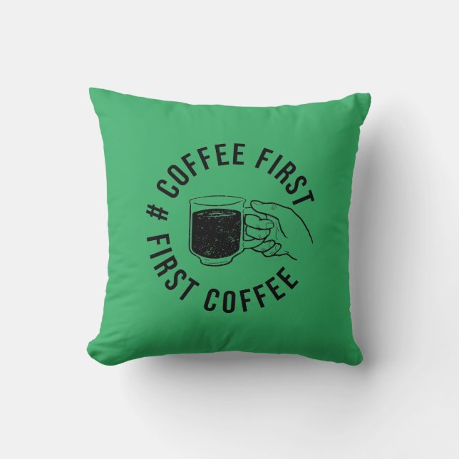 Coussin premier t-shirt café (Recto)