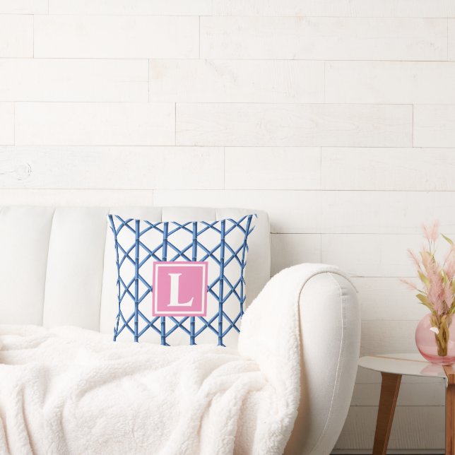 Coussin Preppy Blue Trellis Bamboo Motif Monogramme (Canapé)