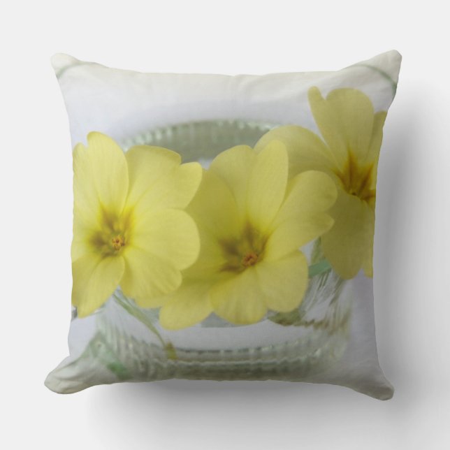 Coussin primevère dans une tasse à café (Recto)