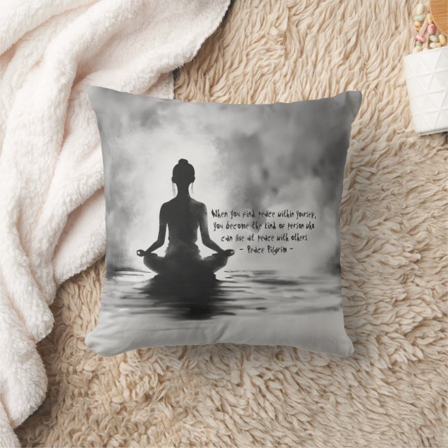 Coussin Professeur de méditation de yoga Pose du lotus Pei (Couverture)