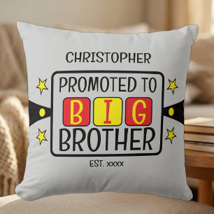 Coussin Promu au nom de grand frère année établie rouge ja