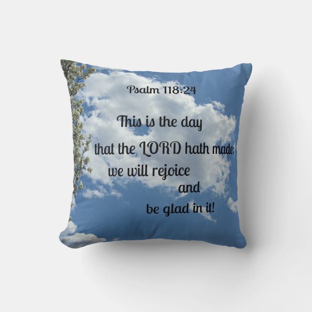 Coussin Psaume 118:24 This is the day that the Lord hath (Recto)