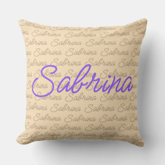 Coussin Purple Sabrina Signature Nom Motif
