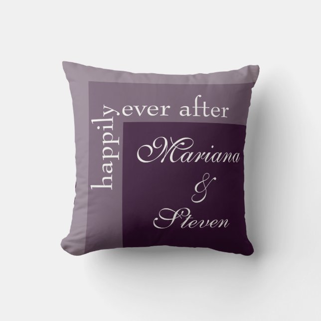 Coussin Purple Simple Moderne Mariage Script Chic (Recto)
