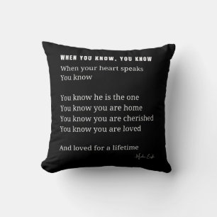 Coussin Quand tu sais, ton cœur parle en poème d'amour