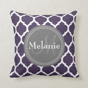 Coussin Quatrefoil violet et gris monogramme
