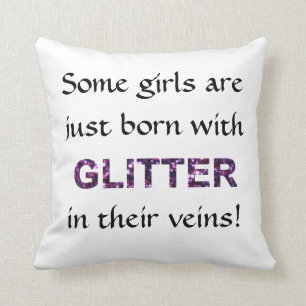 Coussin Quelques filles soutenues avec des parties