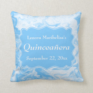 Coussin Quinceanera bleu en pastel élégant