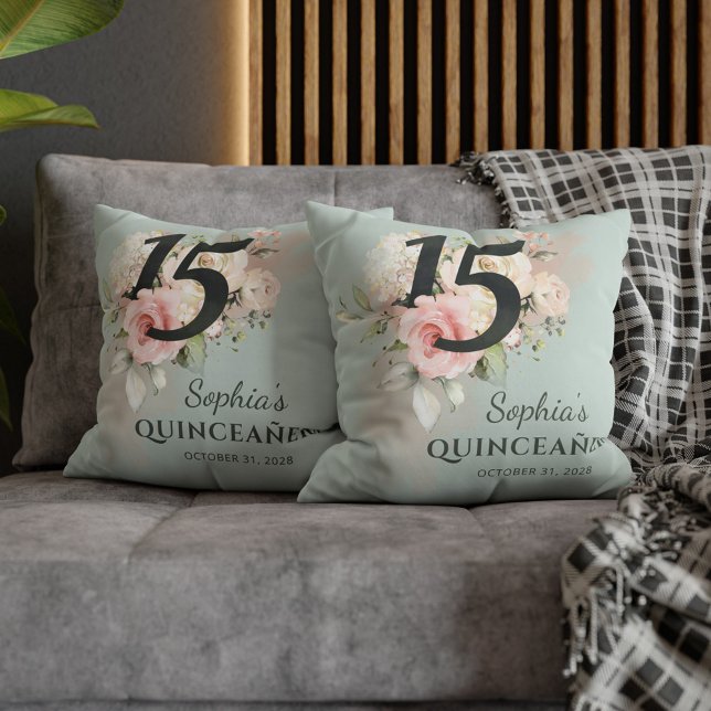 Coussin Quinceanera Floral rose Fleur 15e anniversaire (Floral Quinceanera 15th Birthday Party Decoration Throw Pillow)
