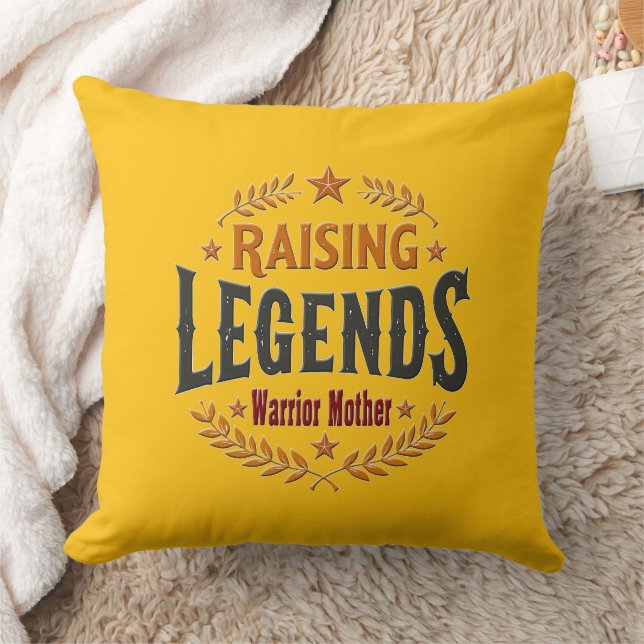 Coussin Raising Legends – Warrior Mother Design (Couverture)