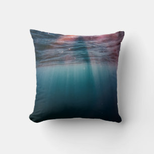 Coussin rayons du soleil sous l'eau
