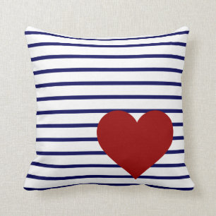 Coussin Rayures de bleu marine sur le blanc avec le coeur