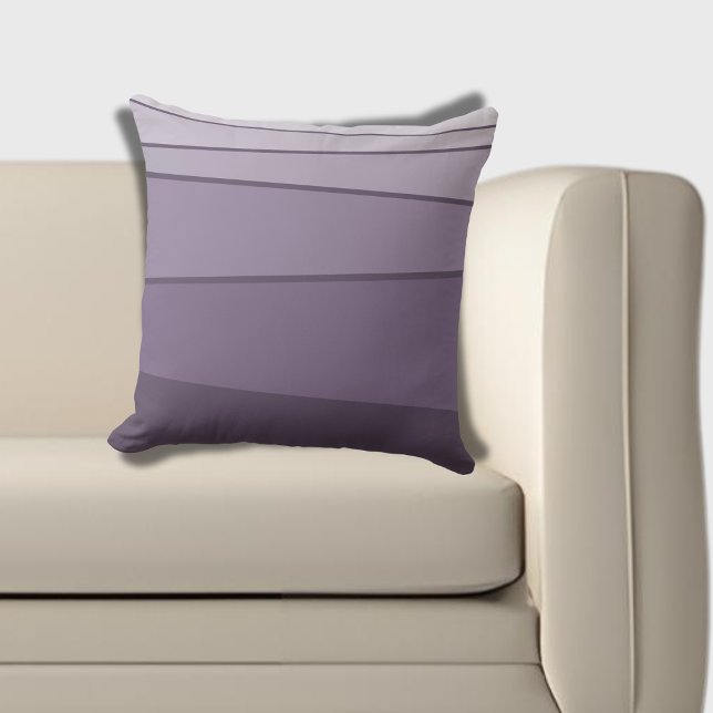 Coussin Rayures Irrégulières Légères à Violet Foncé  (Minimal Irregular Striped Shades of English Violet Throw Pillow)