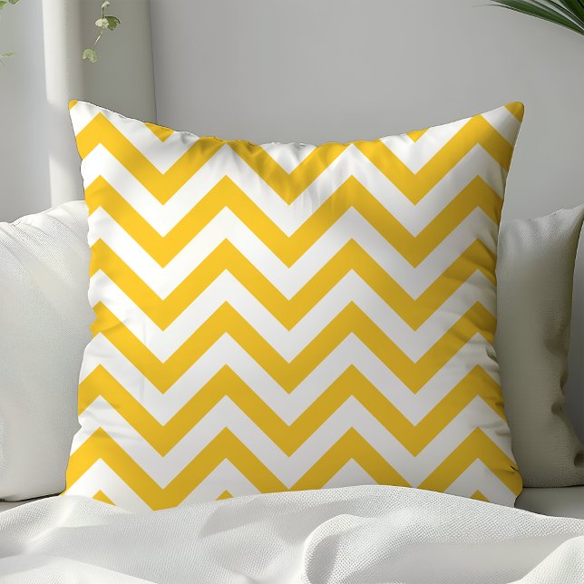 Coussin Rayures jaune et blanc à chevron en zigzag tendanc (Créateur téléchargé)