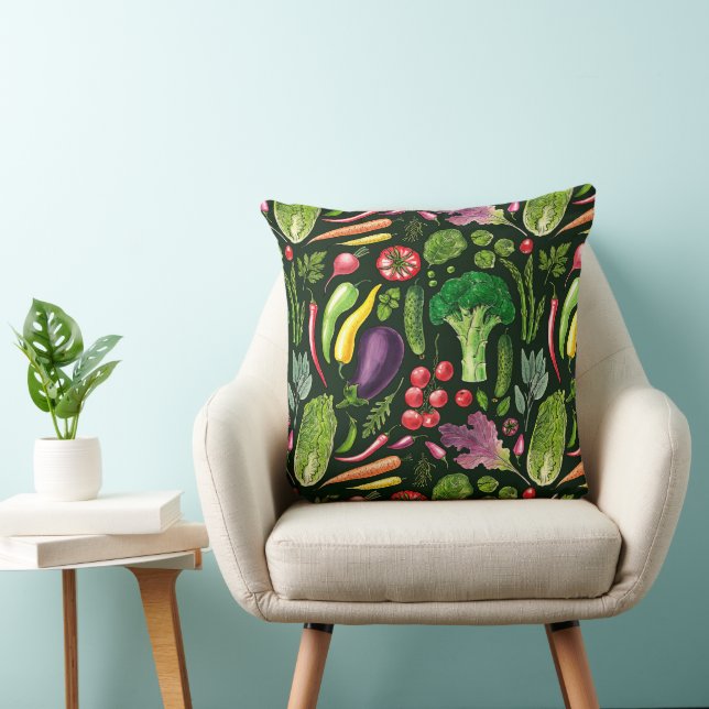 Coussin Récolte de légumes et d'herbes sur le noir (Chaise)