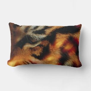 Coussin Rectangle Affiche de faune à proximité de l'œil de tigre dor