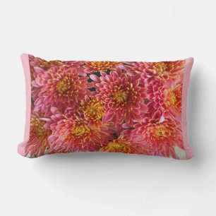 Coussin Rectangle amas de chrysanthème rose dans le jardin